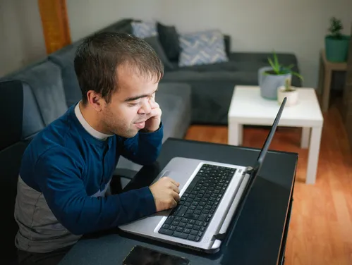 man filling out online application